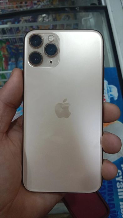 Айфон 11 про  сатылады срочно
