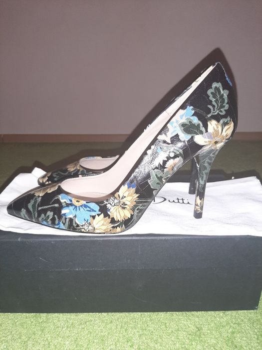 Туфли лодочки . Продам