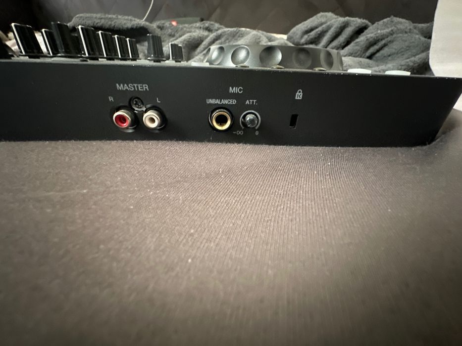 Placa de DJ-FLX4
