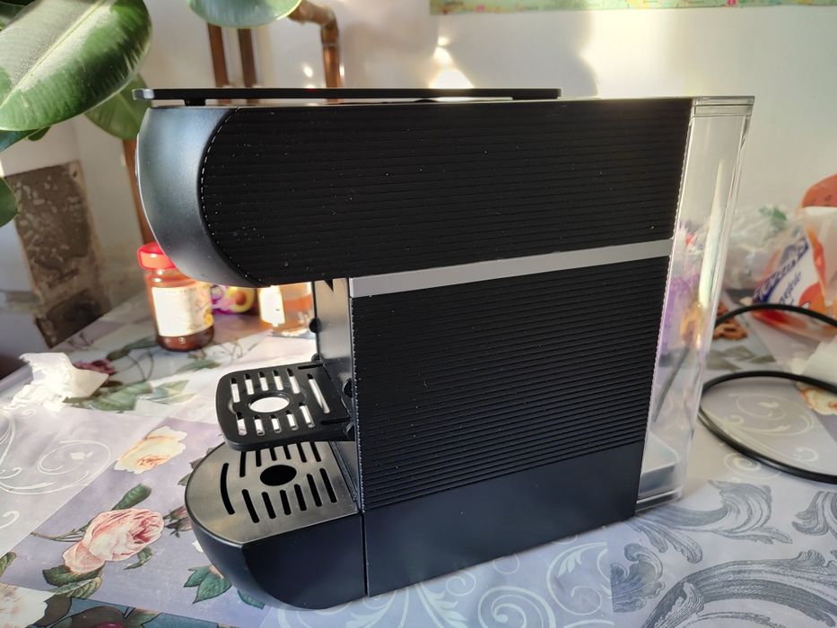 Aparat de cafea Illy Easy cu pad-uri ESE