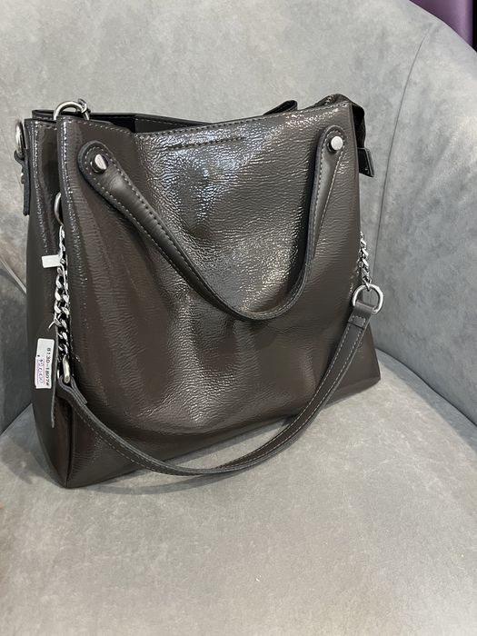 Сумка лакированная