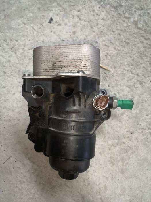 Carcasa filtru ulei termoflot 1.6 tdi CLH 105cp vw golf 7 VII 2014