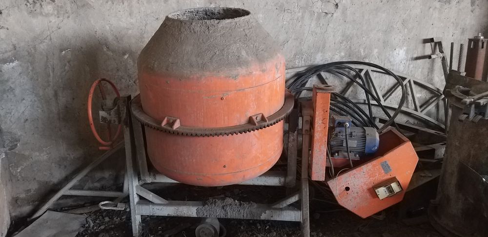 Бетономешалка 0.5 куб 380 вольт
