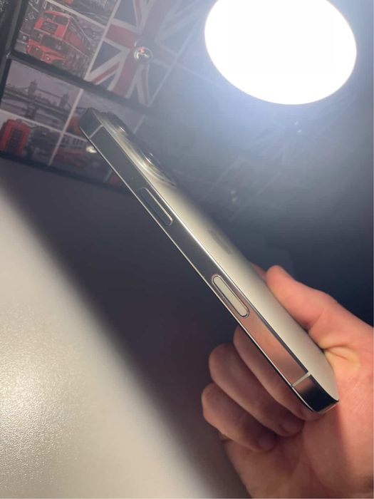 Iphone 16 pro 256 gb natural titanium