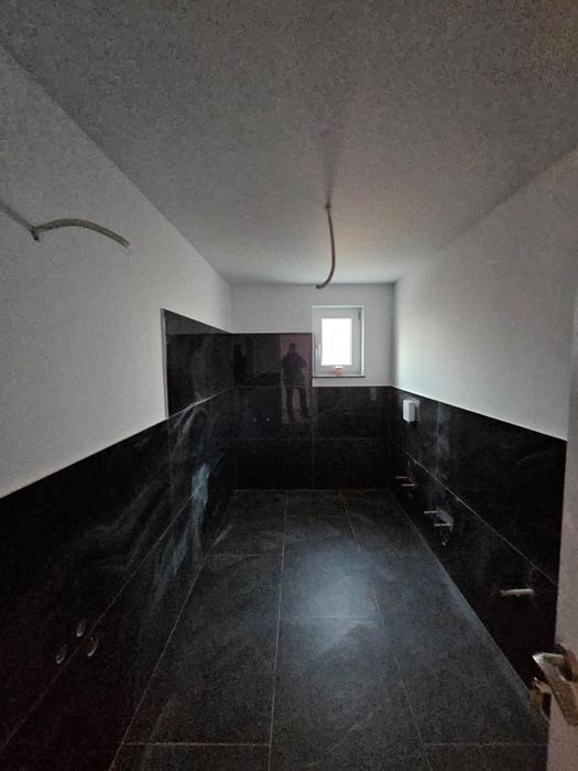 Casă & 7 ari de teren. Vânzare/închiriere.