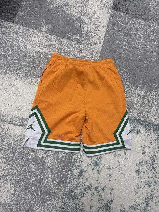 pantaloni scurti jordan portocali S