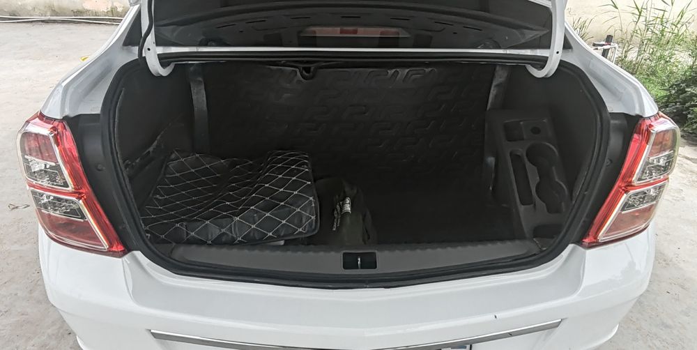 Chevrolet Cobalt 2017 — 8