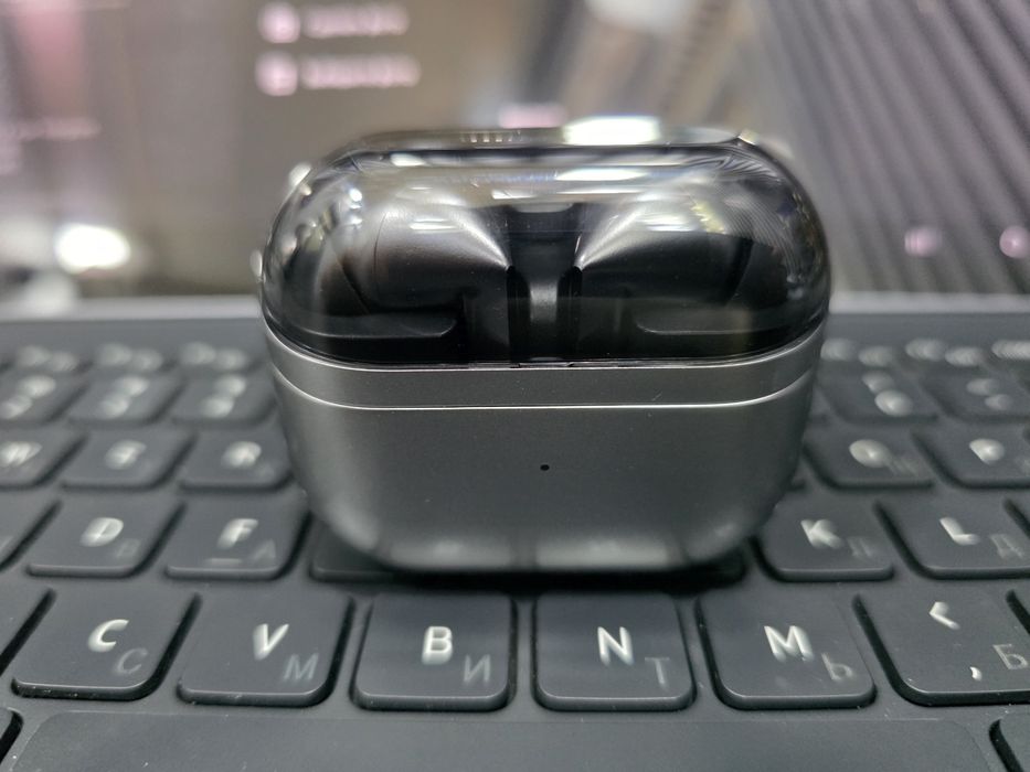 Новые оригинальные Samsung Galaxy Buds3 Pro Silver Shadow (идеал)