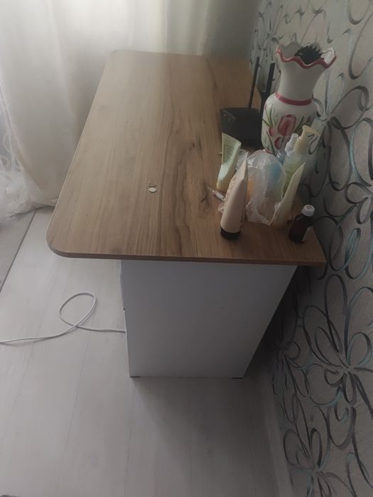 стол для компьютера