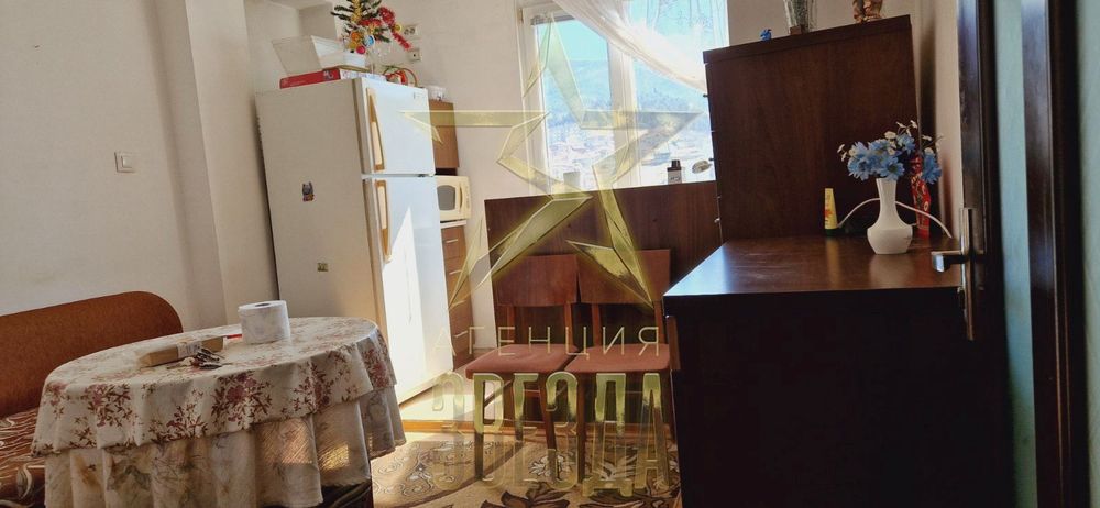 Апартамент с 3 стаи в центъра