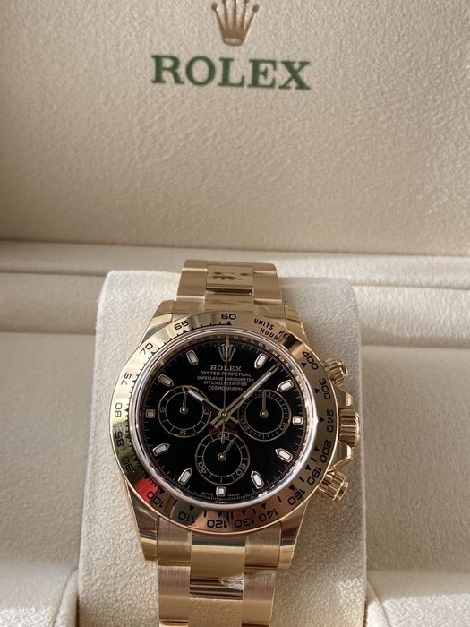 Часовник Rolex Daytona 18K Yellow Gold Black Dial
