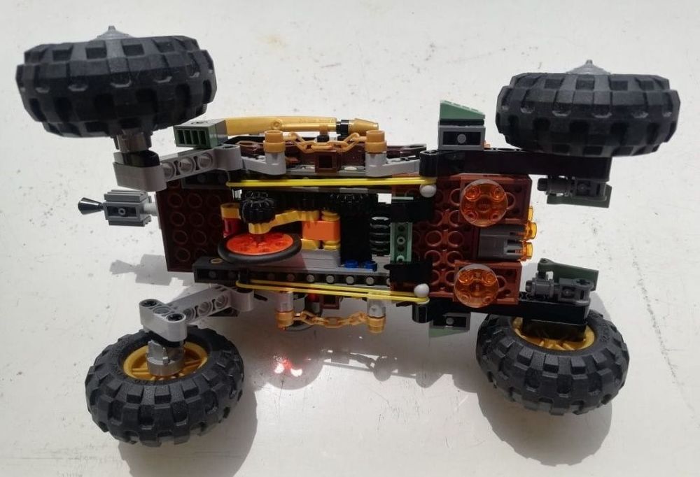 Lego technic masina buggy
