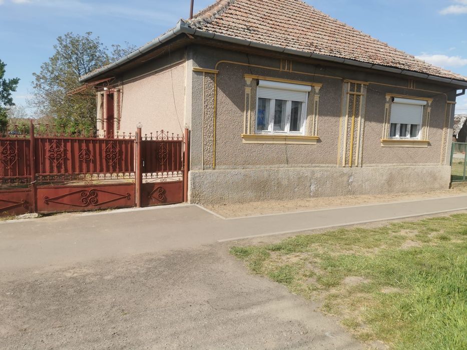 Casa de vanzare