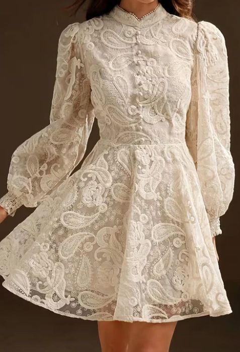 Рокля - бижу кремав