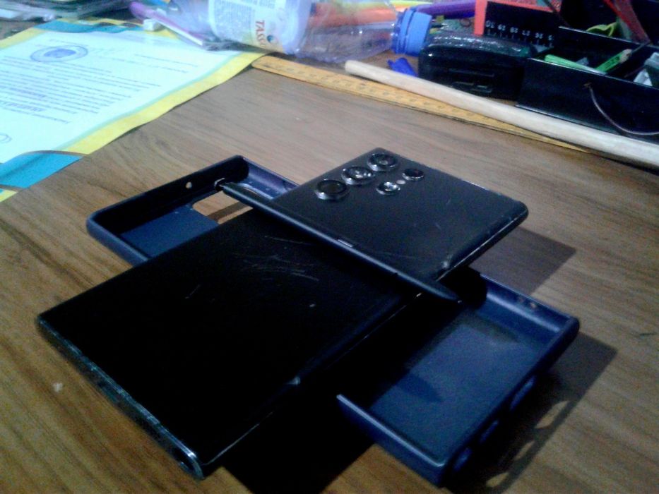 Продам Samsung s22 ultra