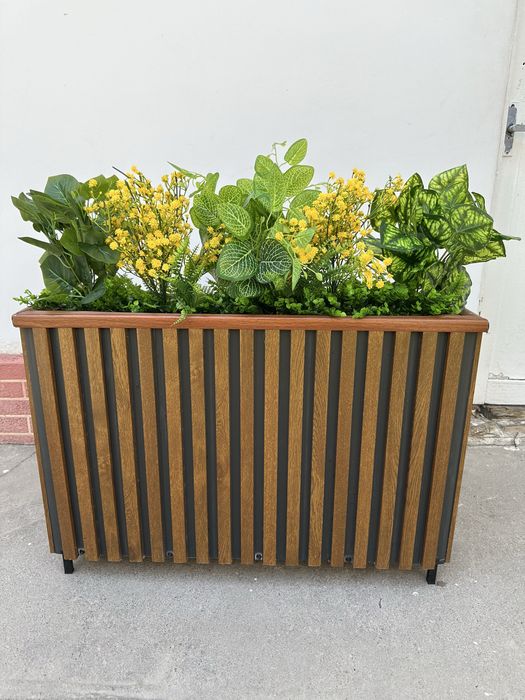 Gul tuvak Кашпо