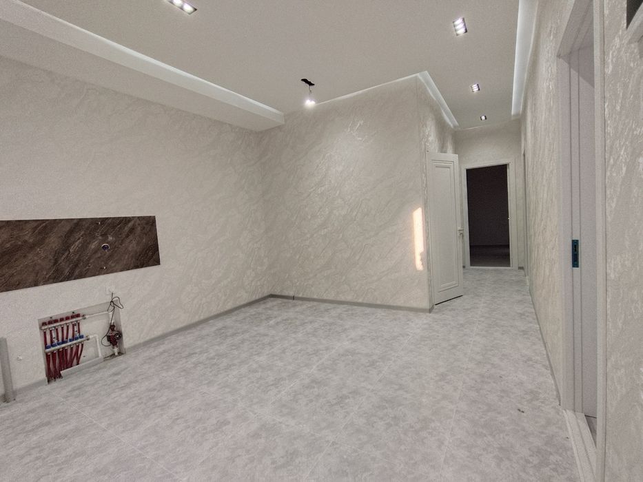 Сергели Янгихаёт сагбон кўчаси 4 хона 150м² 2 сотик