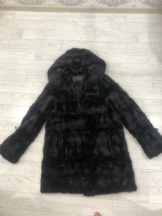 Продаю шубу черный бриллиант