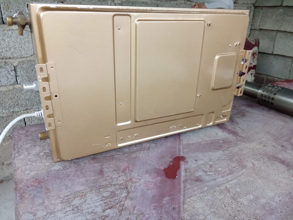 Продам газовую колонку «Лидер»