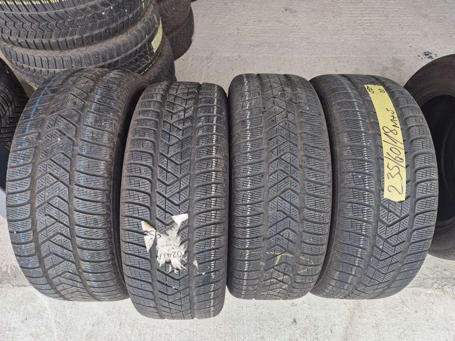 Vând cauciucuri 235/60/18 M+S set complet//Pirelli// dot 2022