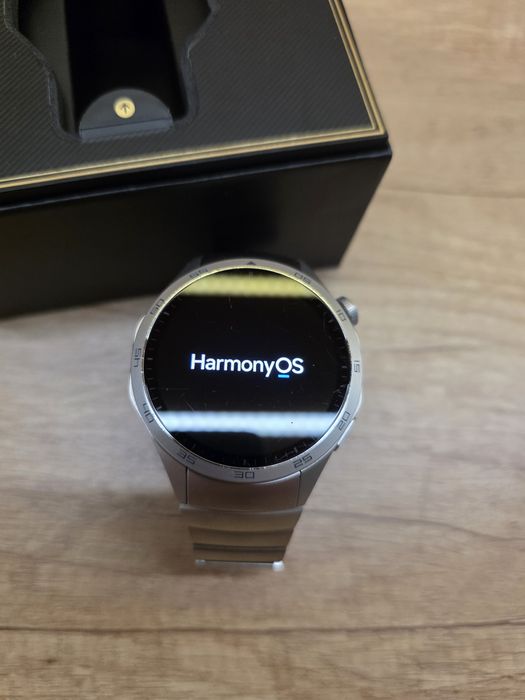 Huawei watch 4 Grey