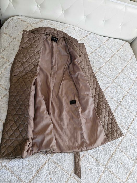 Продаётся женское утеплённое пальто