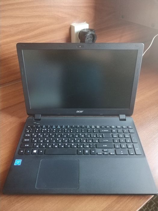 Acer extensa 15  EX2519-C9HZ