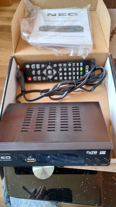 Продавам нов тунер neo