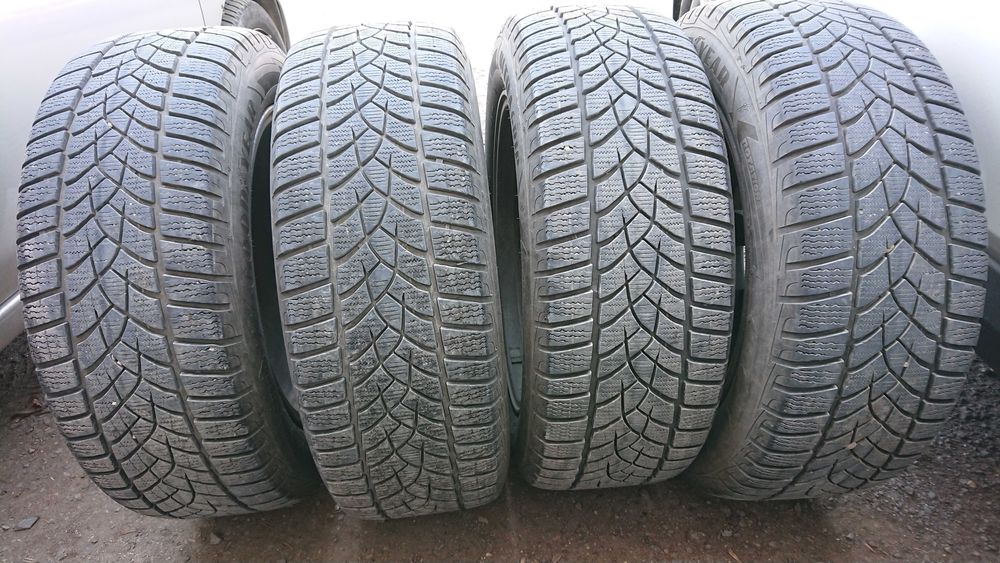 4бр. зимни гуми 235 55 18 Goodyear Ultra Grip GEN-1