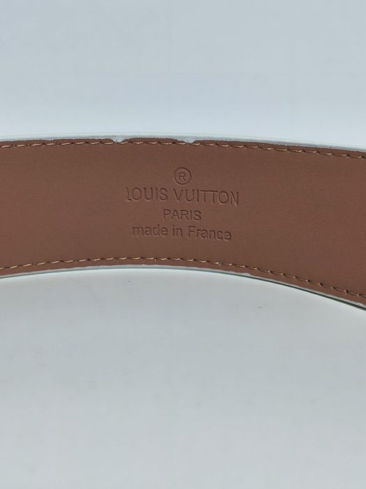 Curea Louis Vuitton albă