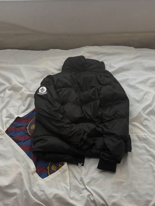 Moncler Limited Edition яке за всички сезони