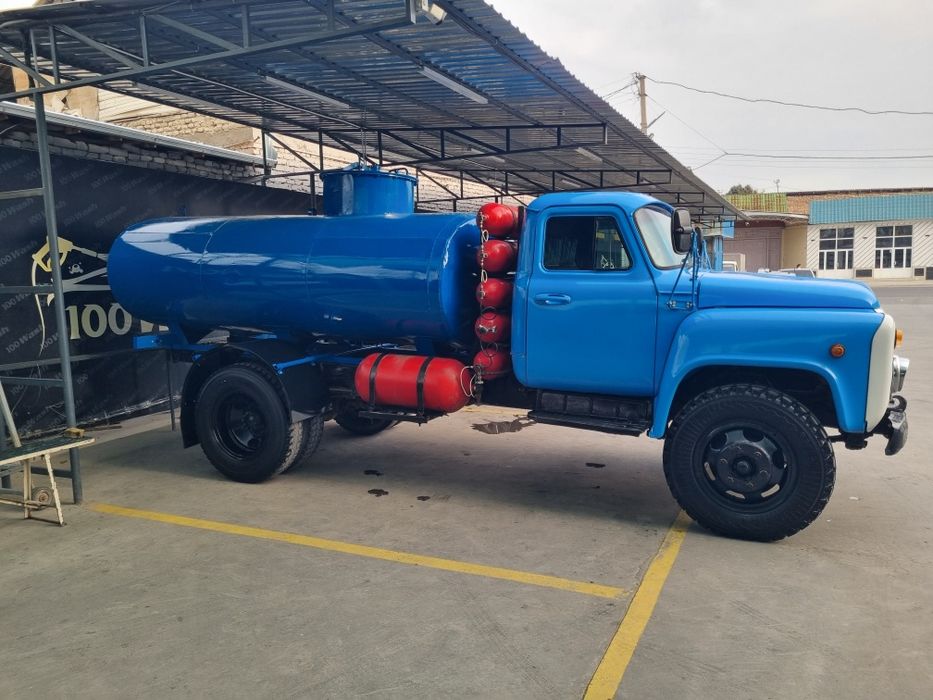 Gaz 53 vodavoz sotiladi