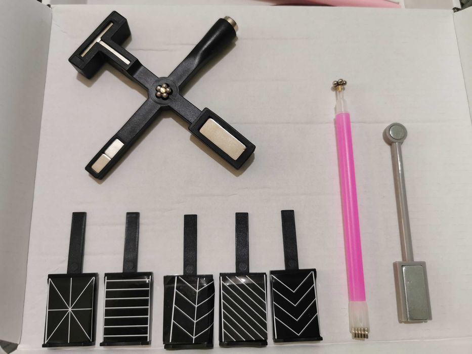 Комплект за маникюр