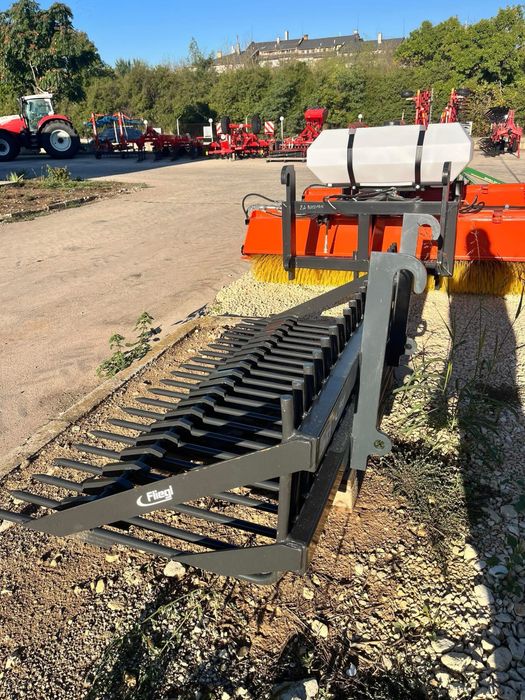 Кофи за товарач / вилици за камъни Manitou, Claas