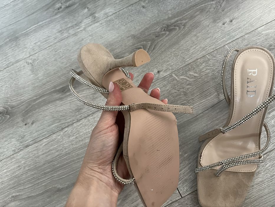 Официални/елегантни обувки и сандали Zara  на ток