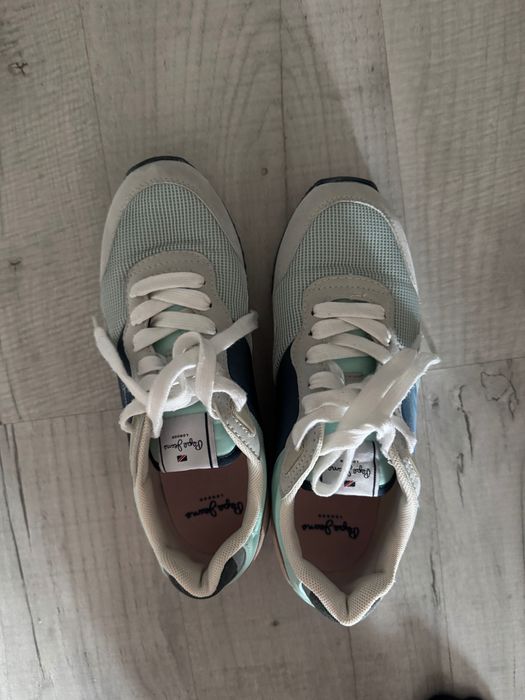 Nike маратонки 38 размер