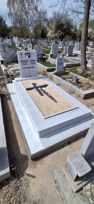 Надгробни паметници и облицовки