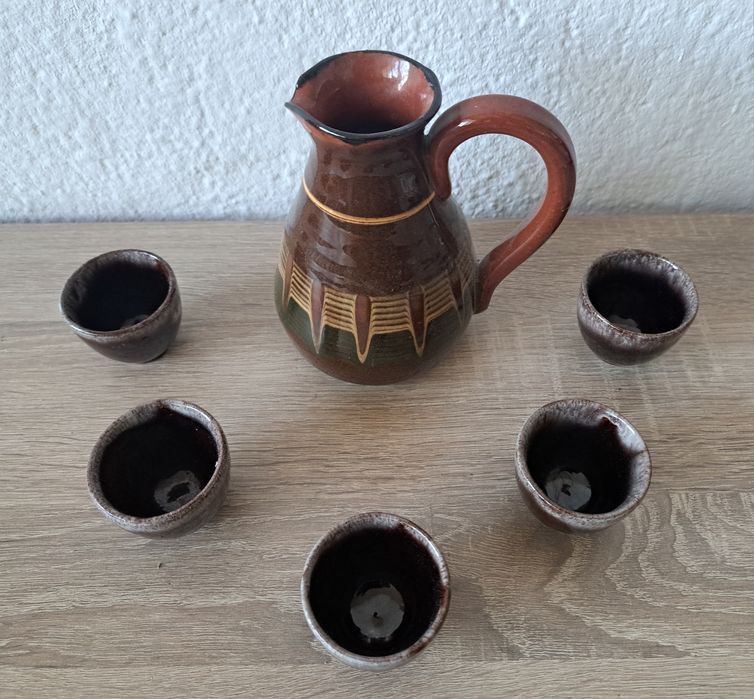 Керамична каничка с чашки