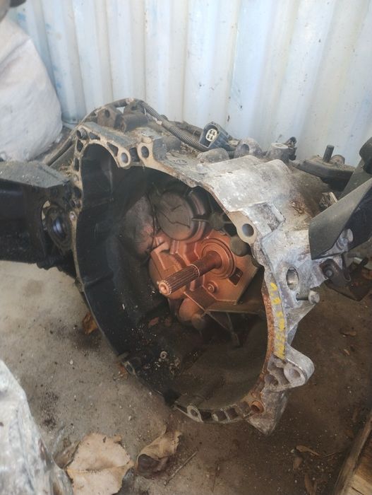 Mitsubishi 1.9 space star скоростна кутия