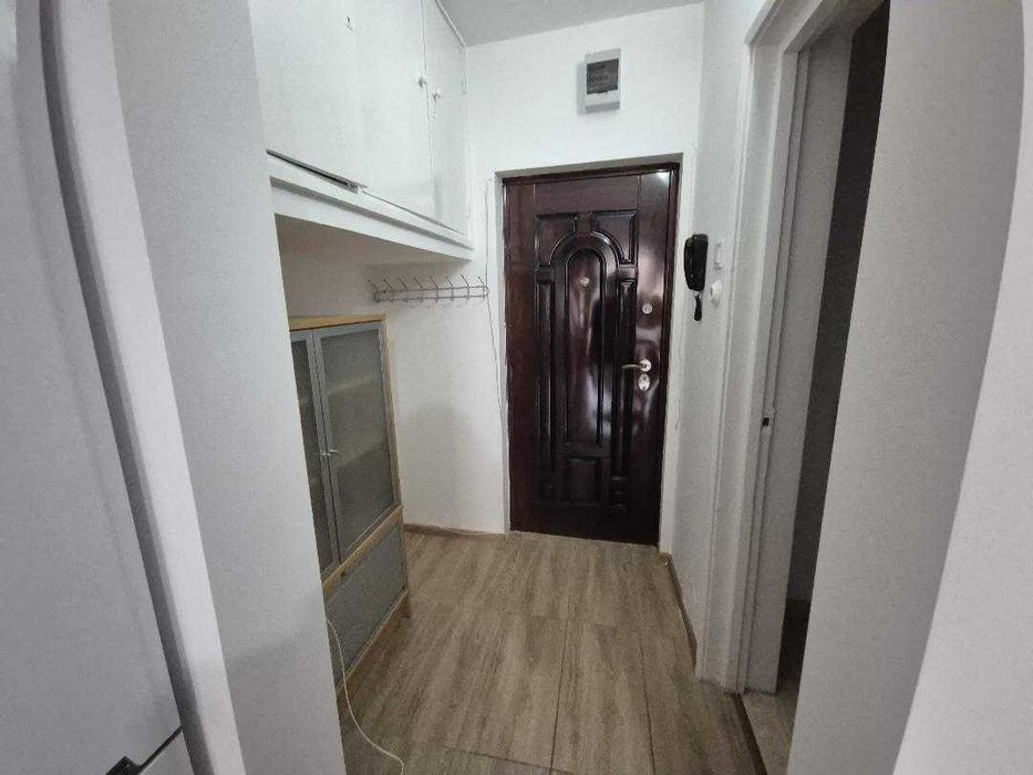 Garsoniera Dristor - fix metrou, se ofera spre inchiriere