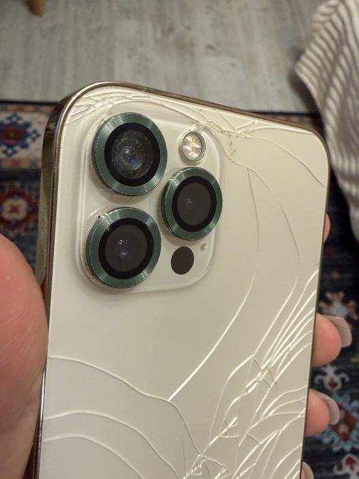 Продам iphone 12 pro max 256GB