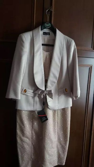 Женский костюм новый для праздничного настроения