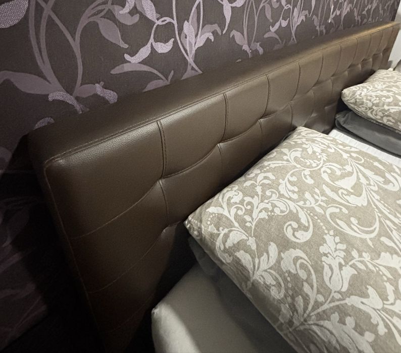 Pat tapitat - 180 cm cu lada de depozitare