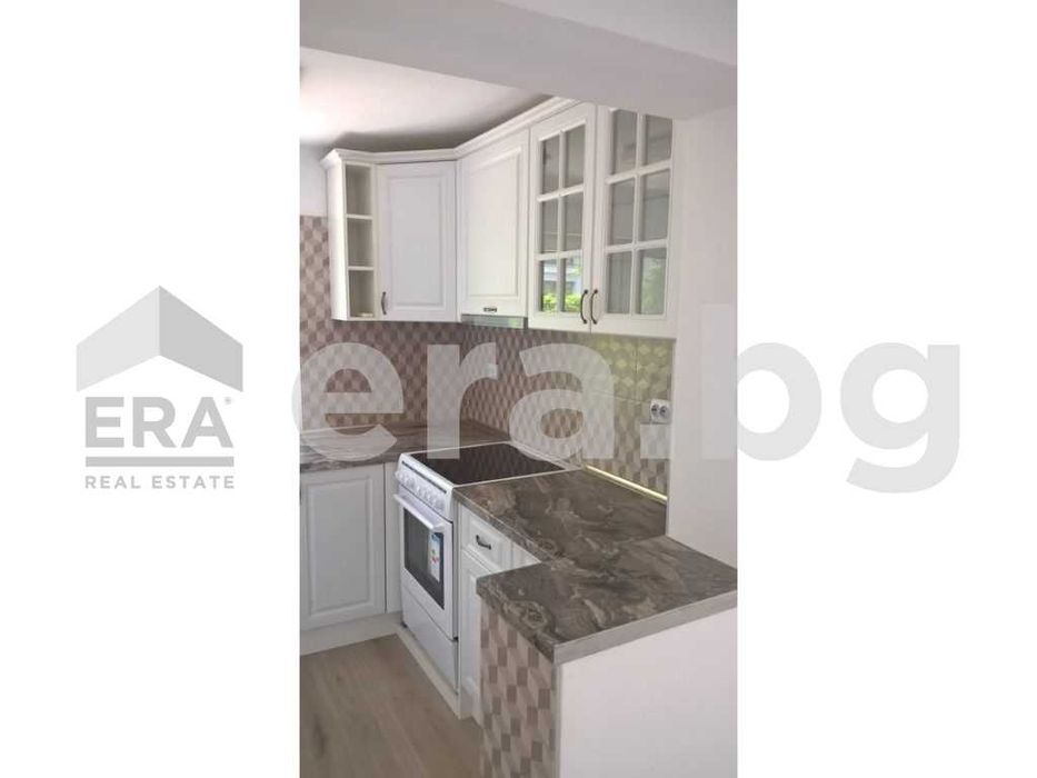 Дава се под наем Къща в Варна, Бриз - 255 кв.м за 1020 € - Снимка #4