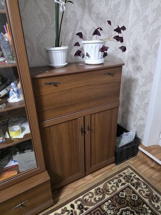 Продам стенку в хорошем состоянии