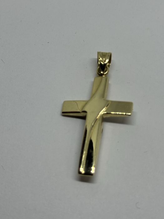 кръст златен 2.63гр 14к 585