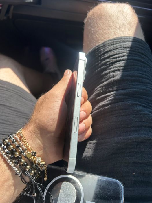 Vand iphone 17 simplu 256