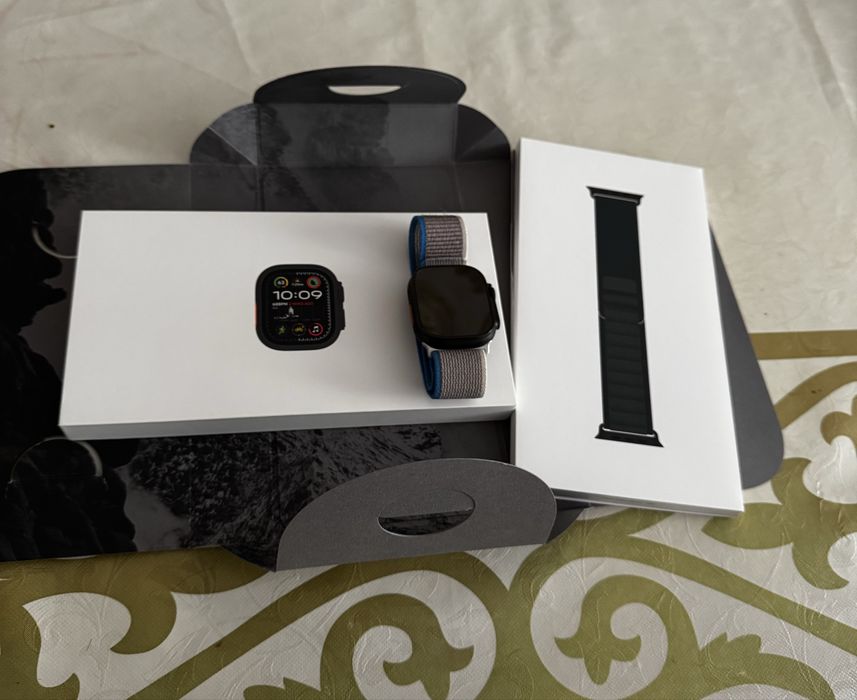 Продам Apple Watch Series 2
