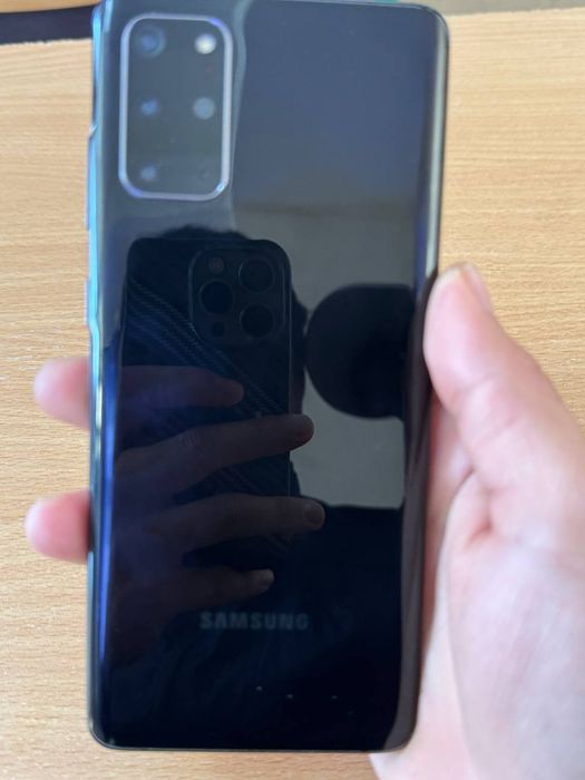 Samsung S20+ holati idial