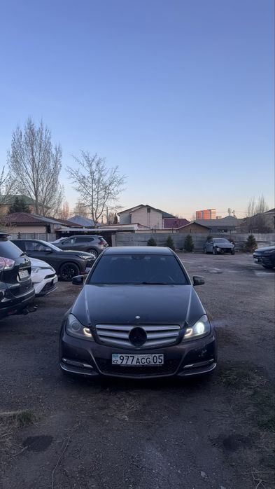W204 фары рест полные